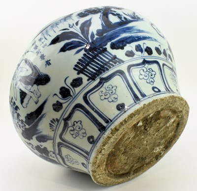 Lot 270 - SCARSE SET OF SIX 18 ARHATS LUOHANS JARS 元 青花 十八罗汉 罐