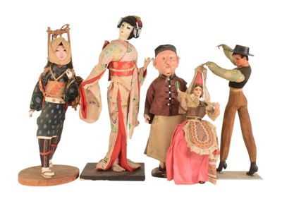Lot 87 - DOLLS - COLLECTION OF ASSORTED TRAVEL DOLL FIGURES