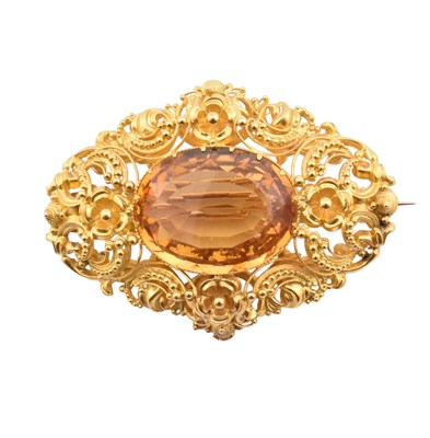 Lot 113 - GOLD CITRINE CANNETILLE WORK BROOCH PIN