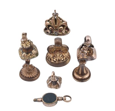 Lot 89 - COLLECTION OF ANTIQUE SEAL FOBS