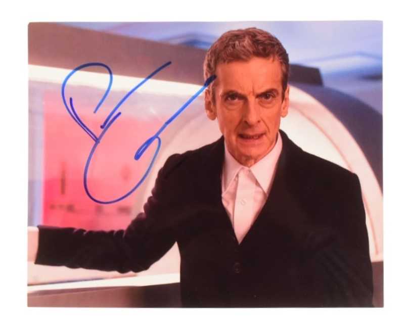 Lot 98 - DOCTOR WHO - PETER CAPALDI (TWELFTH DOCTOR) - SIGNED 8X10" PHOTO