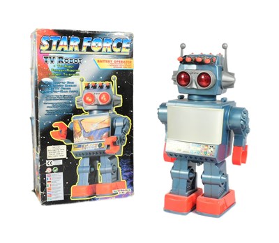 Lot 443 - RETRO TOYS - STAR FORCE TV ROBOT