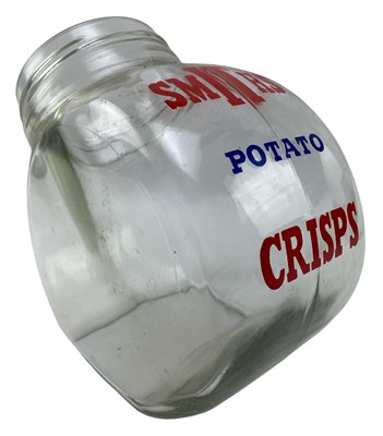 Lot 113 - SMITH'S POTATO CRISPS - POINT OF SALE GLASS JAR