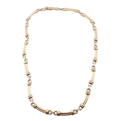 Lot 152 - 9CT BI-COLOUR GOLD KNOT LINK NECKLACE