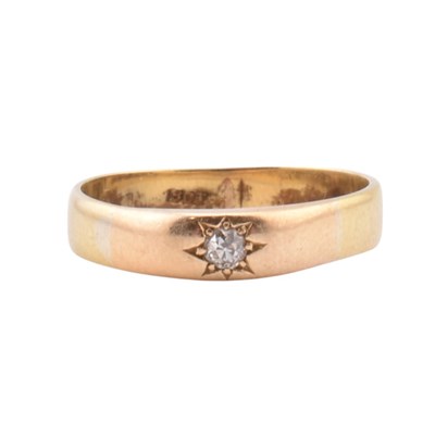 Lot 239 - 18CT GOLD & DIAMOND BAND RING