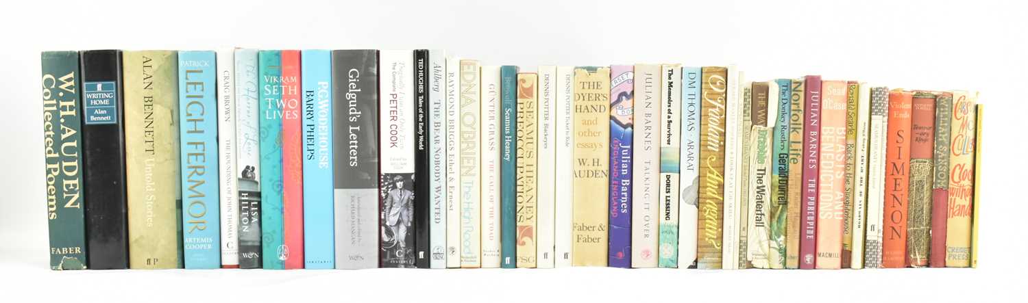 Lot 313 - MODERN FIRST EDITIONS. GOOD COLLECTION OF LATE 20TH CENTURY TITLES INCL. HEANEY, HUGHES, BARNES