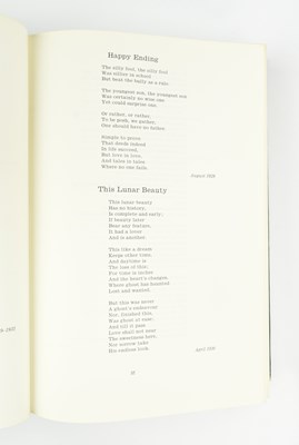 Lot 313 - MODERN FIRST EDITIONS. GOOD COLLECTION OF LATE 20TH CENTURY TITLES INCL. HEANEY, HUGHES, BARNES