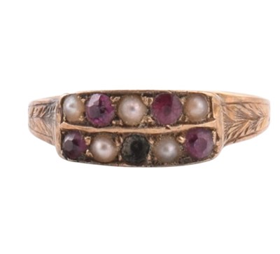 Lot 134 - 19TH CENTURY HALLMARKED 15CT GOLD & GEM SET RING