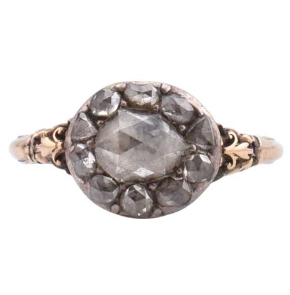 Lot 18 - 19TH CENTURY GEORGIAN DIAMOND CLUSTER RING