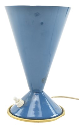 Lot 446 - SMALL VINTAGE ITALIAN MID 20TH CENTURY METAL CONE DESK LAMP