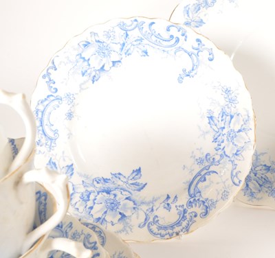 Lot 47 - EARLY 20TH CENTURY TUSCAN CHINA ENGLAND BLUE AND WHITE FLORAL TEA SERVICE