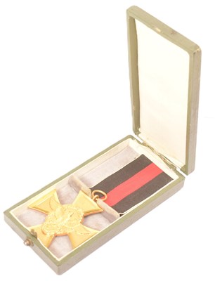 Lot 65 - WWII SECOND WORLD WAR GERMAN POLICE LONG SERVICE AWARD