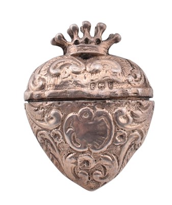 Lot 88 - 19TH CENTURY HEART VINAIGRETTE PENDANT