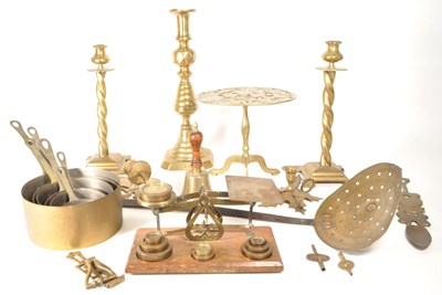 Lot 280 - COLLECTION OF EARLY 20TH CENTURY BRASS HOUSEHOLD WARES