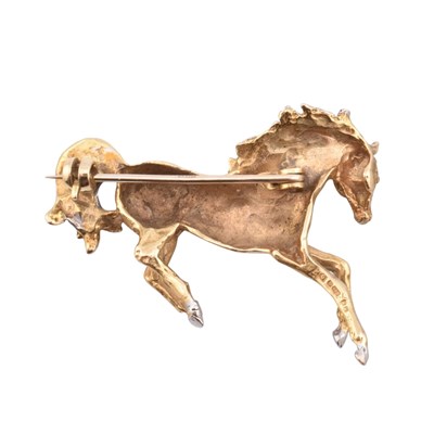Lot 69 - HALLMARKED 9CT GOLD STALLION HORSE BROOCH