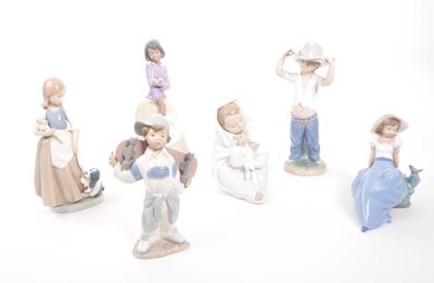 Lot 191 - SIX VINTAGE NAO PORCELAIN FIGURINES