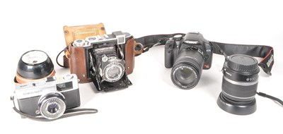 Lot 385 - COLLECTION OF VINTAGE 20TH CENTURY CAMERAS, CANON, OLYMPUS ETC