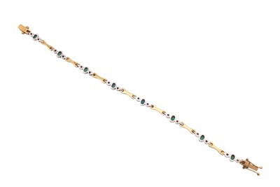 Lot 57 - GOLD EMERALD & DIAMOND FANCY LINK BRACELET
