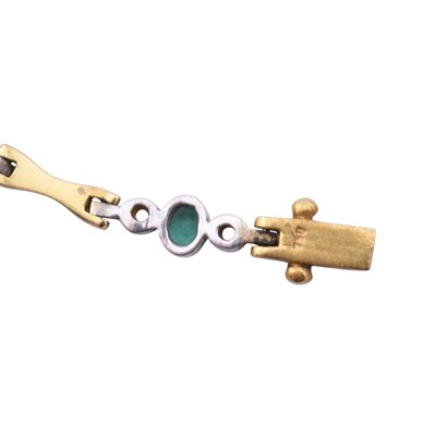 Lot 57 - GOLD EMERALD & DIAMOND FANCY LINK BRACELET