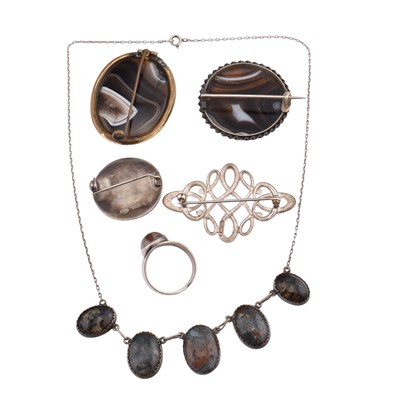 Lot 189 - COLLECTION OF SILVR JEWELLERY