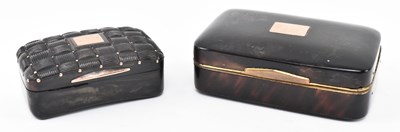 Lot 191 - TWO VICTORIAN TORTOISESHELL PLAQUE & HINGED LID SNUFF BOXES