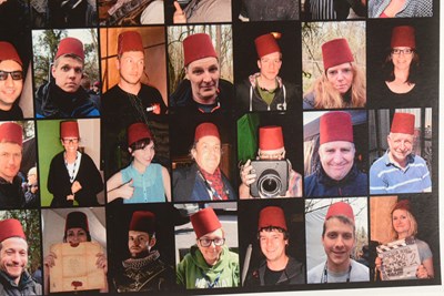 Lot 233 - DOCTOR WHO - 50TH ANNIVERSARY (2013) - CREW-ONLY GIFT POSTER 'FEZ GALLERY'