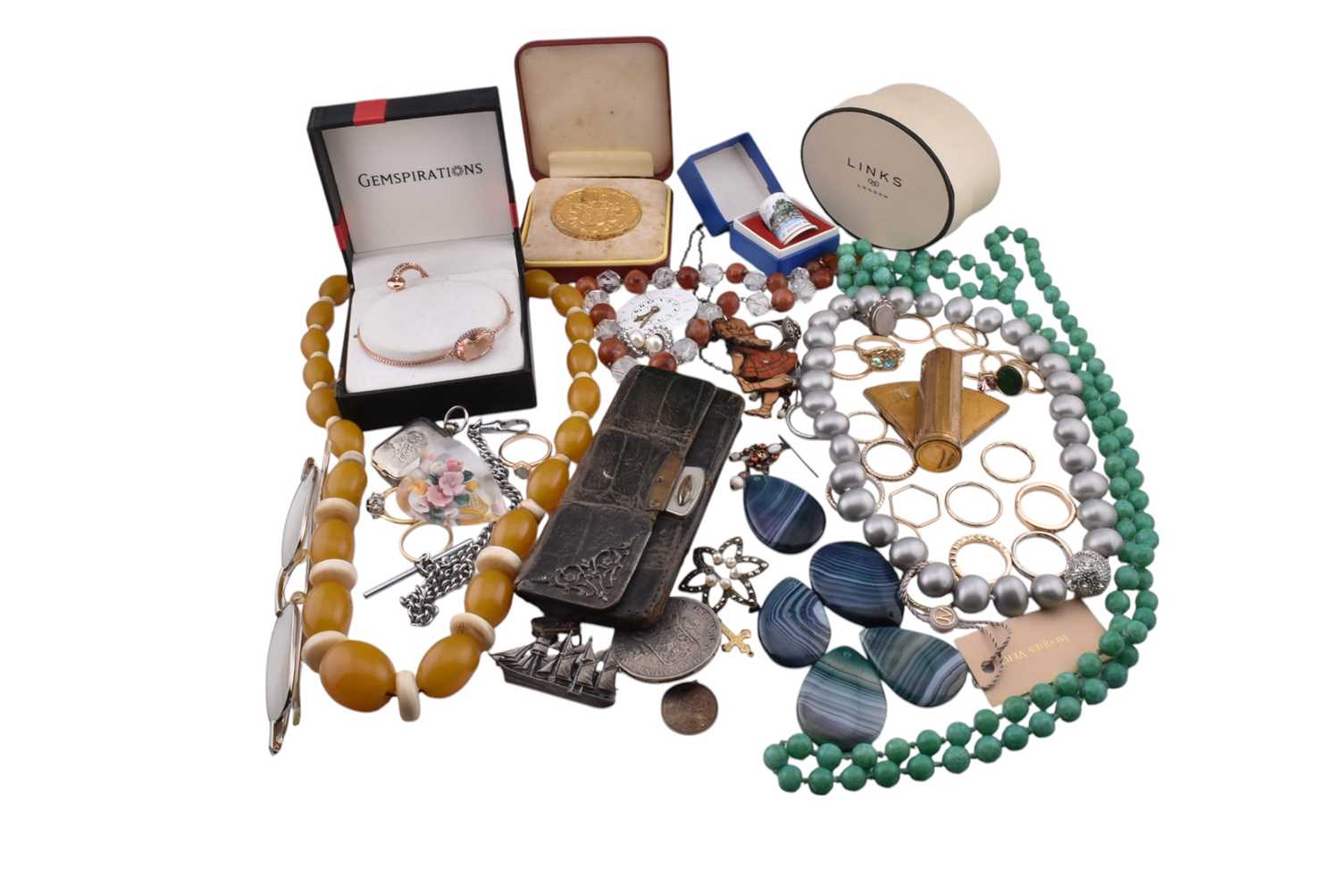 Lot 295 - COLLECTION OF ANTIQUE VINTAGE & MODERN COSTUME JEWELLERY