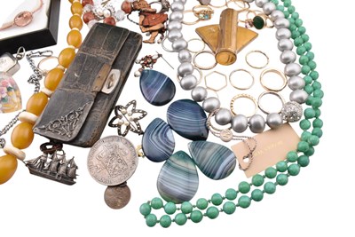 Lot 295 - COLLECTION OF ANTIQUE VINTAGE & MODERN COSTUME JEWELLERY
