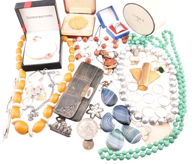 Lot 295 - COLLECTION OF ANTIQUE VINTAGE & MODERN COSTUME JEWELLERY