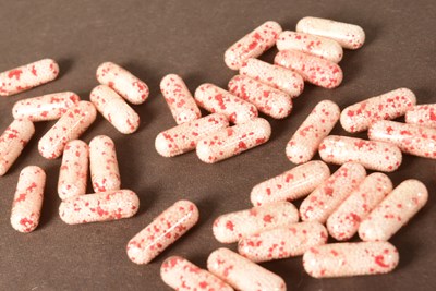 Lot 116 - SHERLOCK (BBC TV SERIES) - A STUDY IN PINK - PRODUCTION MADE PROP 'POISON' PILLS