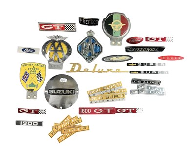 Lot 9 - AUTOMOBILA - MIXED COLLECTION VINTAGE CAR BADGES.