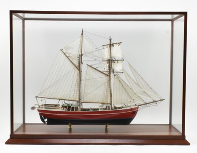 Lot 511 - EARLY 20TH CENTURY HAND BUILT MODEL BOAT IN GLAZED DISPLAY CABINET