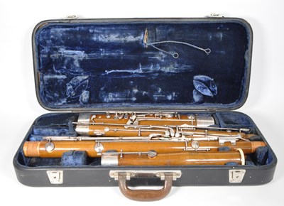 Lot 414 - LEWINGTON - 20TH CENTURY MODEL 61 BASSOON