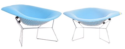 Lot 113 - HARRY BERTOIA FOR KNOLL - DIAMOND - PAIR OF UPHOLSTERED BLUE CHAIRS