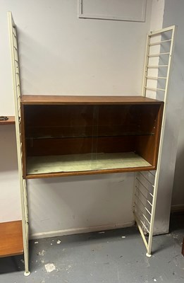 Lot 658 - ROBERT HEAL FOR STAPLES FOR LADDERAX - FIVE-BAY MODULAR UNIT