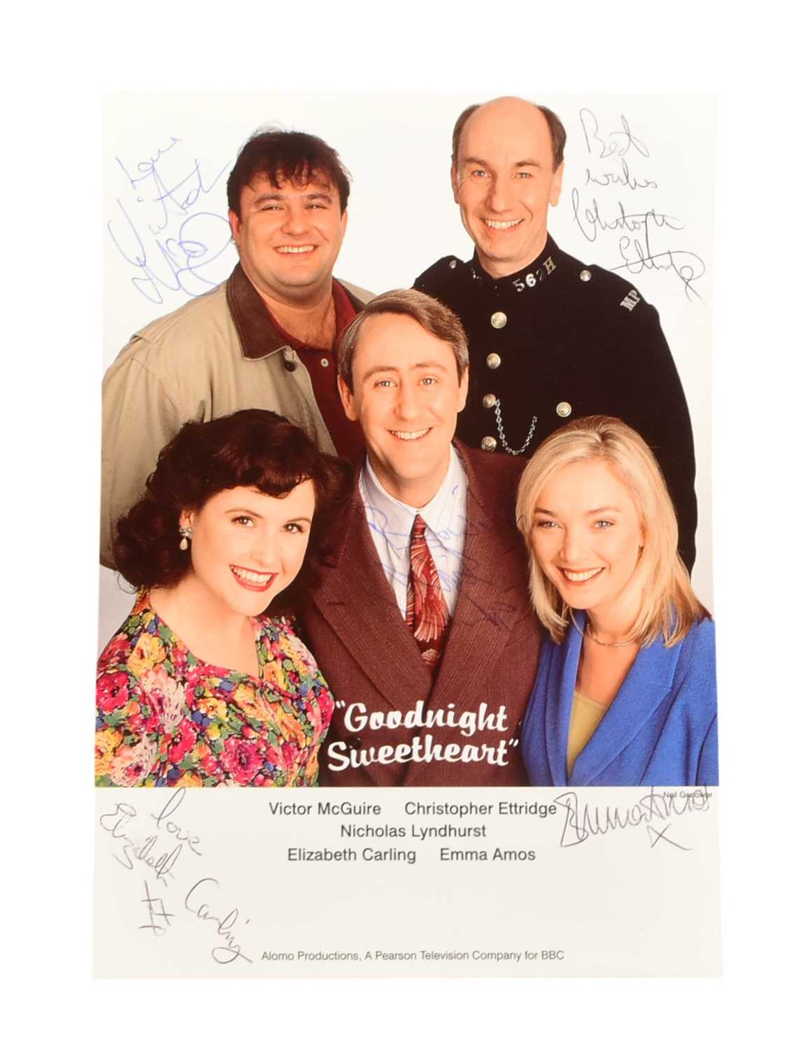 Lot 32 - GOODNIGHT SWEETHEART - ORIGINAL FULL CAST SIGNED CASTCARD