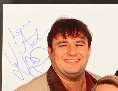 Lot 32 - GOODNIGHT SWEETHEART - ORIGINAL FULL CAST SIGNED CASTCARD