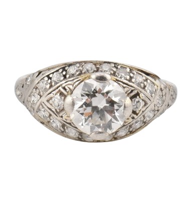 Lot 59 - ART DECO PLATINUM & DIAMOND DOME RING