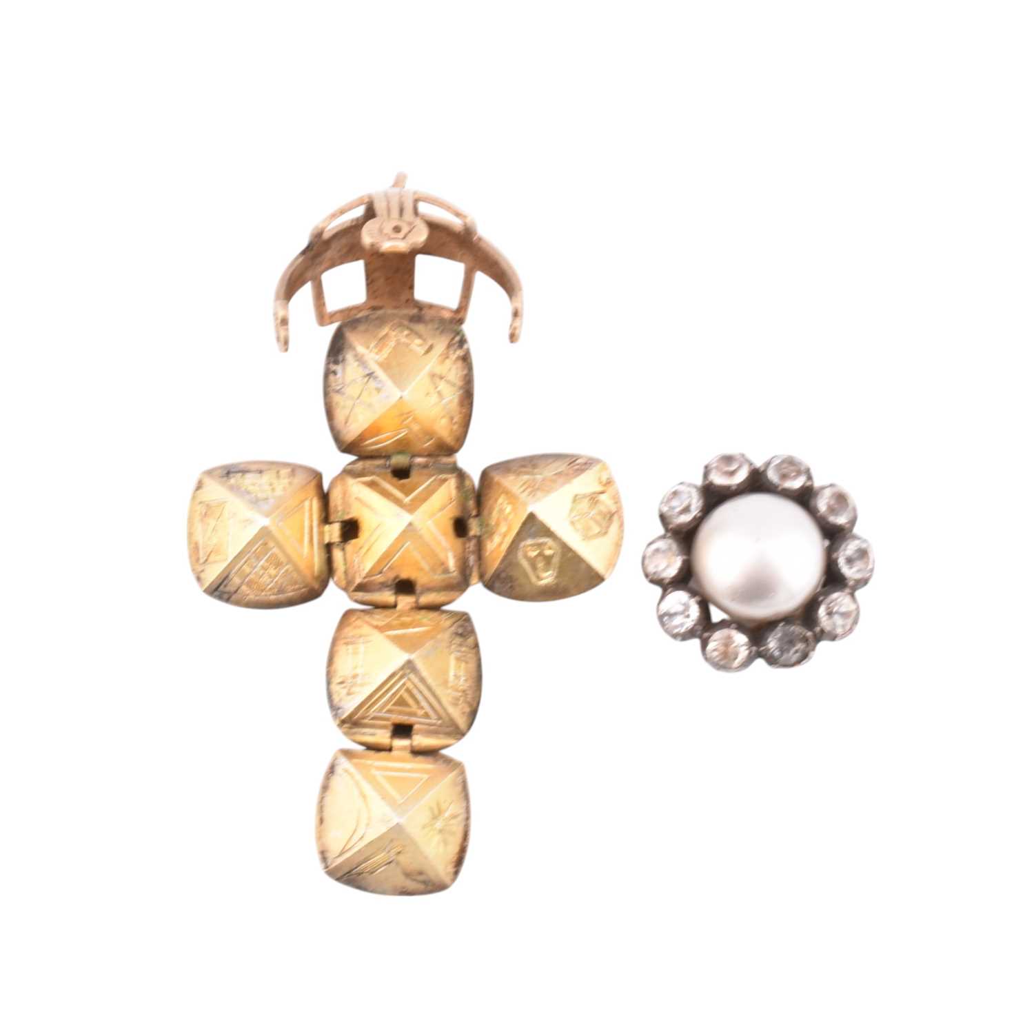 Lot 384 - MASONIC ORB CROSS PENDANT & FRENCH CLASP
