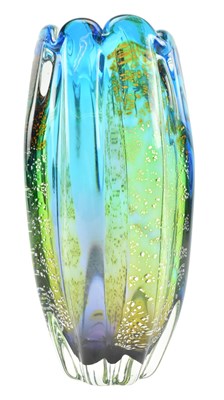 Lot 287 - NARUMI FANTASY GLASS - VINTAGE MID CENTURY 1960S JAPANESE STUDIO ART GLASS CENTREPIECE VASE