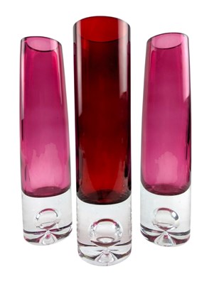 Lot 52 - MANNER OF HADELAND - VINTAGE 1970S SWEDISH STUDIO ART GLASS VASE IN PINK