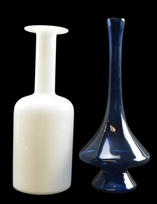 Lot 281 - HOLMEGAARD & RIIHIMAKI - TWO MID CENTURY 1970S STUDIO ART GLASS VASES