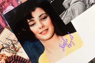 Lot 147 - DOCTOR WHO - COLLECTION OF AUTOGRAPHS