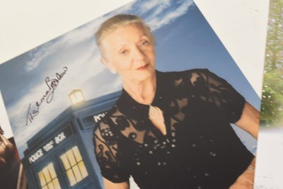 Lot 83 - DOCTOR WHO - COLLECTION OF AUTOGRAPHS