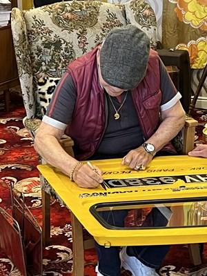 Lot 2 - ONLY FOOLS & HORSES - DAVID JASON + CAST SIGNED VAN DOOR