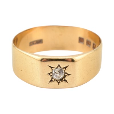 Lot 43 - 1920S HALLMARKED 18CT GOLD & DIAMOND RING