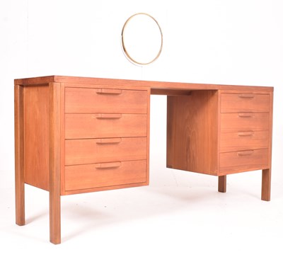 Lot 85 - GORDON RUSSELL (BELIEVED) - MID CENTURY DRESSING TABLE