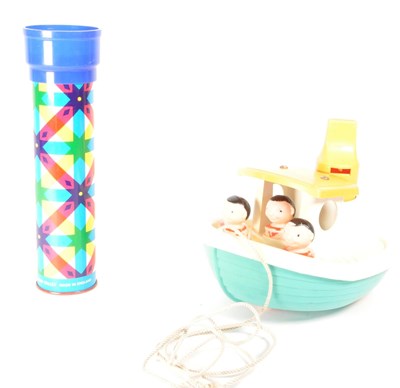 Lot 310 - BRITISH RETRO TOYS - 20TH CENTURY KALEIDOSCOPE & PULL ALONG BOAT