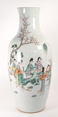 Lot 311 - 19TH CENTURY LARGE CHINESE PORCELAIN VASE