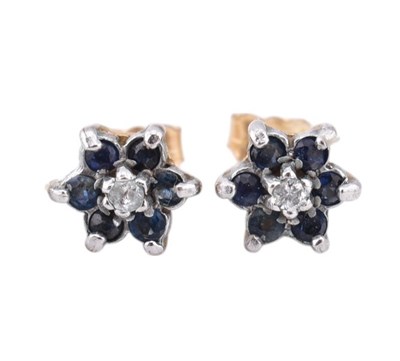 Lot 161 - A PAIR OF SAPPHIRE & DIAMOND CLUSTER EARRINGS